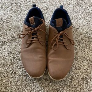 Men’s Dress Shoes: size 12